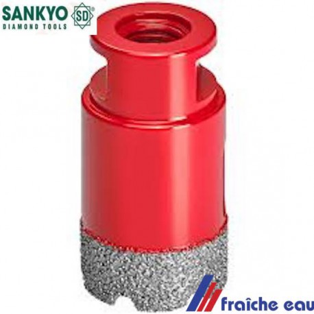trépan , scie cloche au diamant 20 mm percement à sec dans le carrelage dur avec une meuleuse angulaire